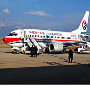 启阳机场空运航空快运业稳步发展的原因是什么？